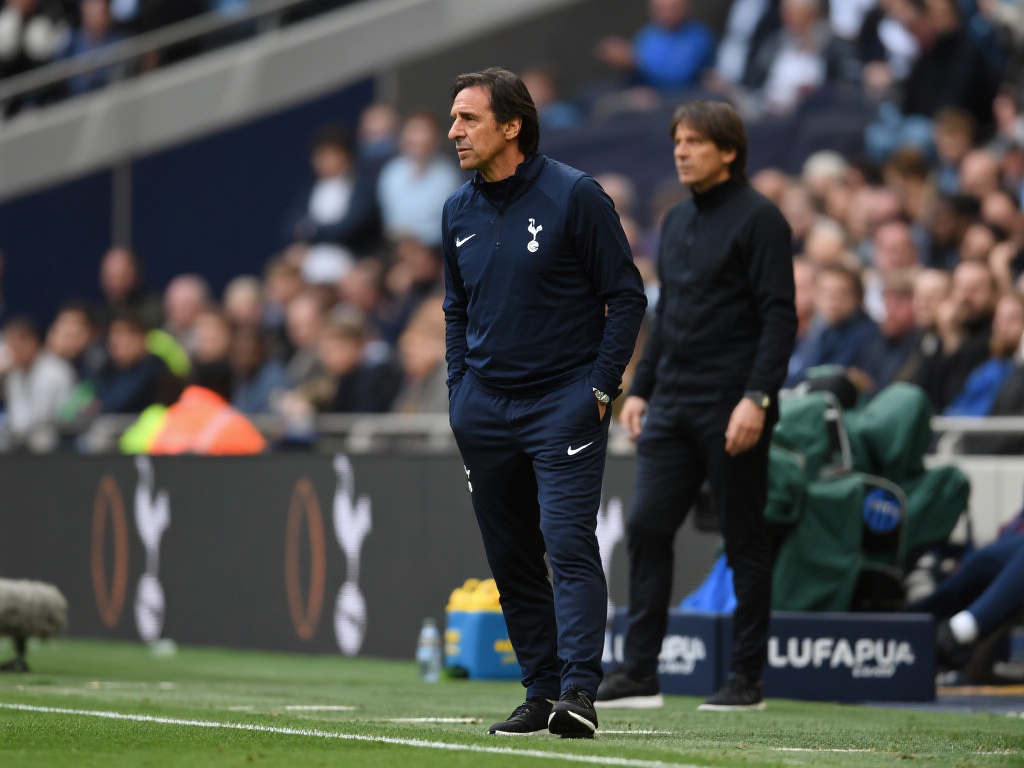 澳波若无缘欧联恐难保帅位;热刺青睐小因扎吉但引进难度大 在英超联赛的激烈竞争中,热刺主教练澳波(