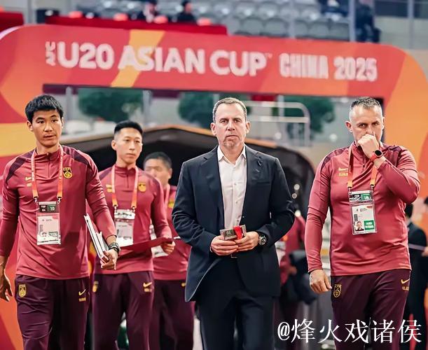 国足希望之星28岁国脚宣布告别河南队!新东家呼之欲出 国足希望之星28岁国脚宣布告别河南队!新东家呼之欲出