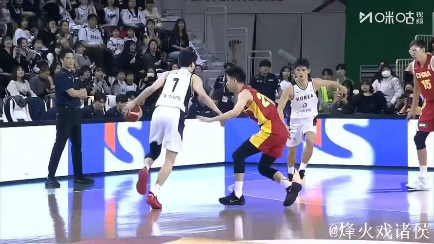 周琦17+15程帅澎19分伤退 中国男篮不敌韩国男篮76-90